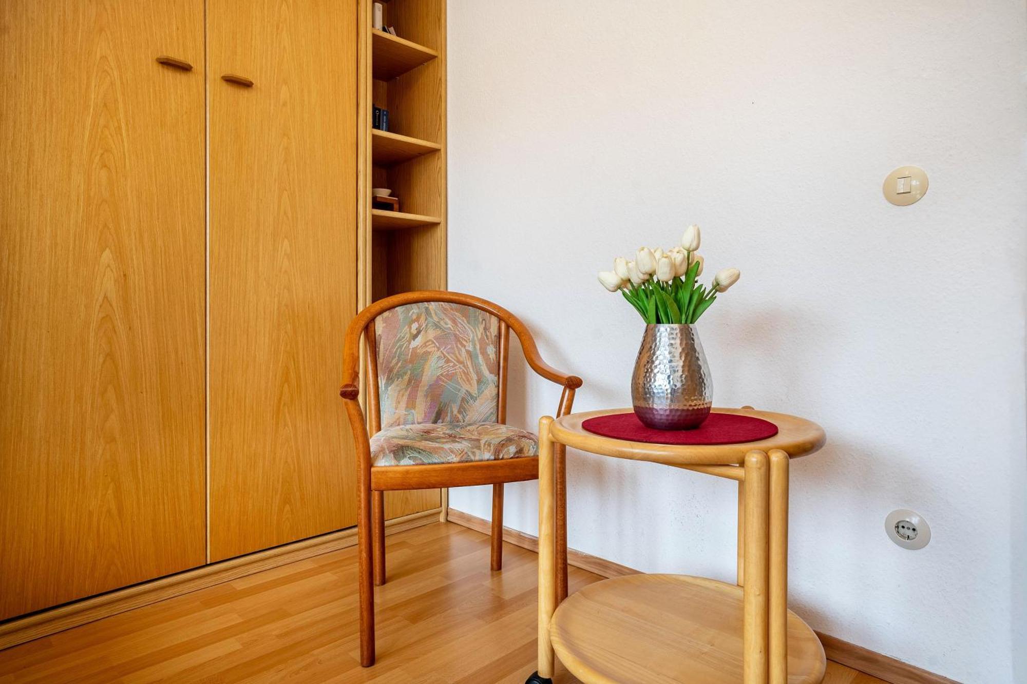 Adrion Apartment *